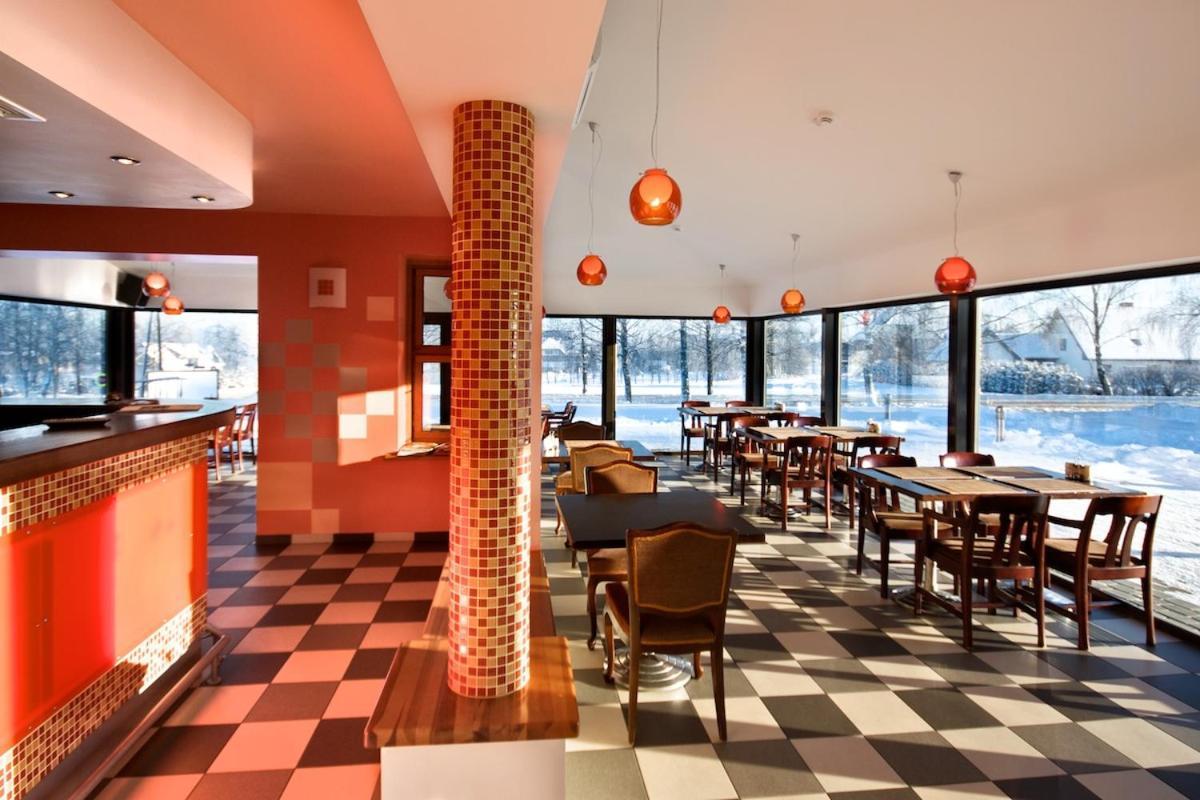 Viesnica Atputa Hotel Cēsis Kültér fotó