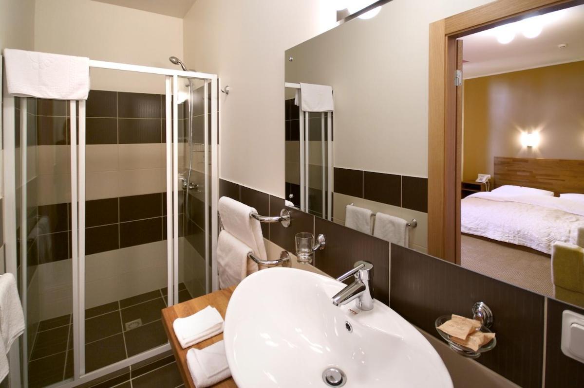 Viesnica Atputa Hotel Cēsis Kültér fotó